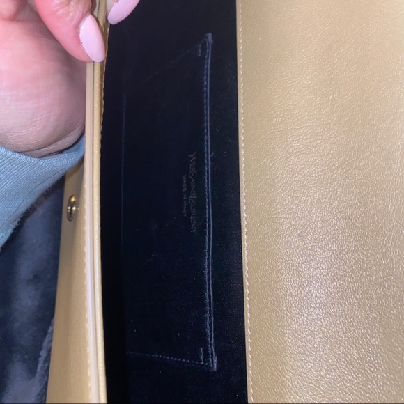 * πΊπΆπ³π« * YVES SAINT LAURENT BELLE DE JOUR CLUTCH AUTHENTIC - Picture 7 of 10